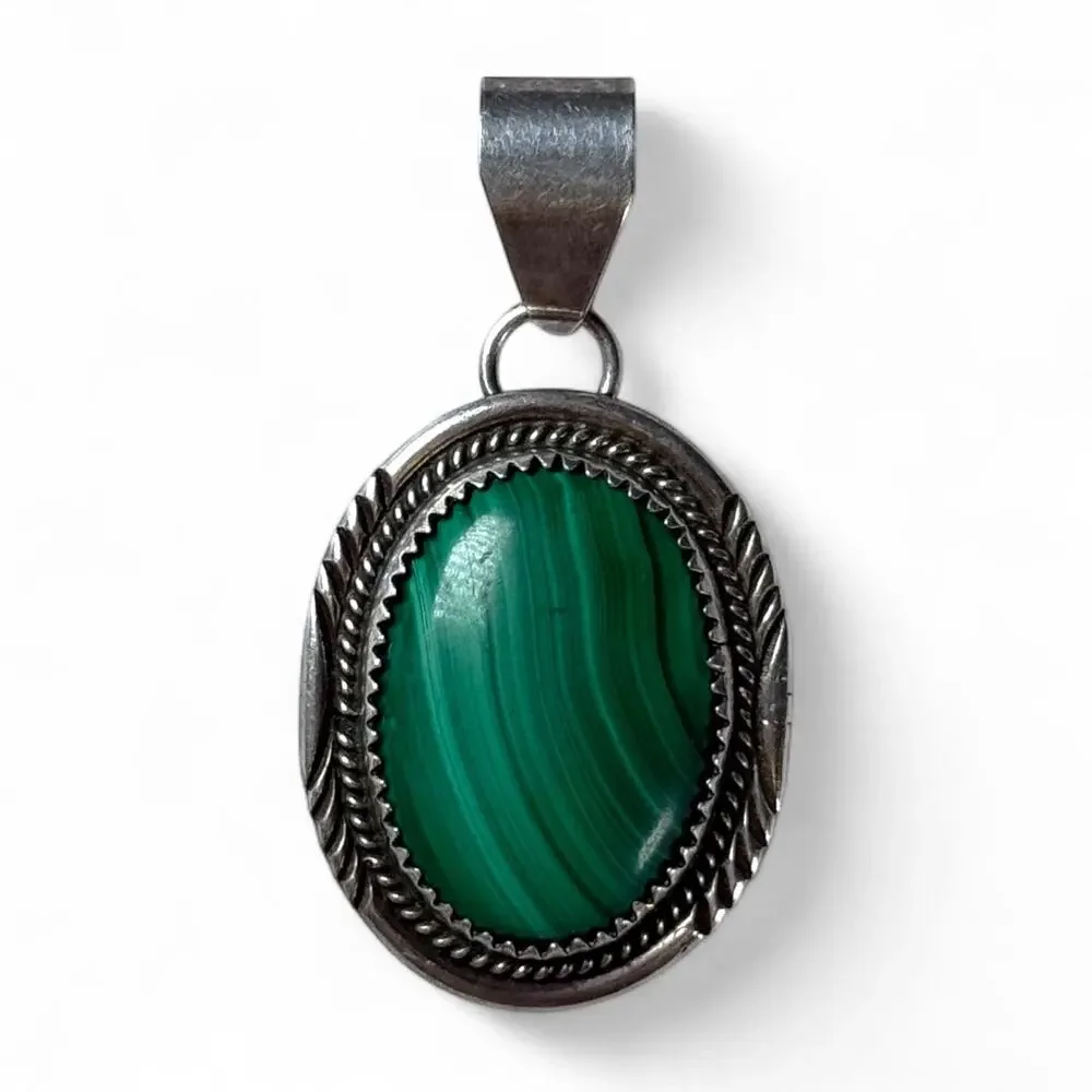 LARGE EXOTIC 925 STERLING SILVER MALACHITE PENDANT 9.56g